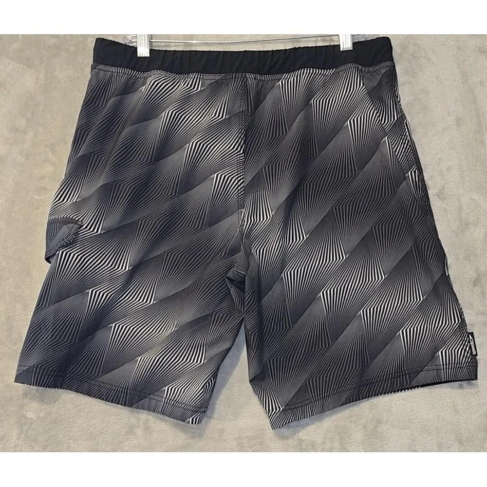 Speedo Swim‎ Shorts Men's 36 Gray Trunks Beachwear Above The Knee Lightly Worn